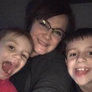 Meet your Posher, Shira